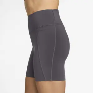 Pantalón corto mujer Nike Universa image-2
