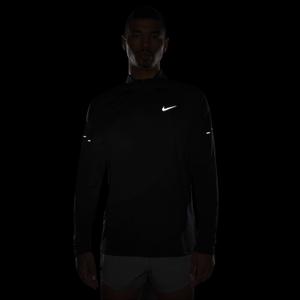 product/n/i/nike_hv2180-010_noir_1.jpg