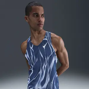 Camiseta de tirantes Nike AeroSwift image-4