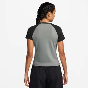 Camiseta de punto relajante para mujer Nike image-1