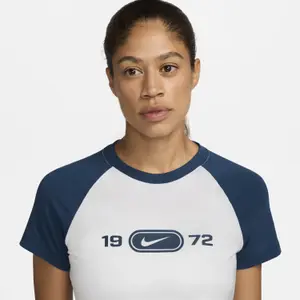 Women's T-shirt Nike Chill image-5