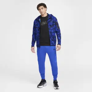 Chaqueta con capucha Nike Tech Windrunner image-1