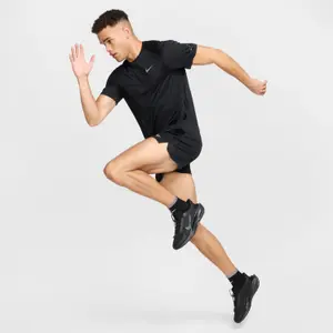 T-shirt Nike Stride image-6