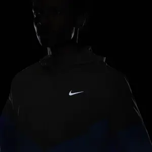 Camisa impermeável Nike Impact Light image-5