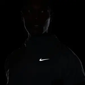 Impermeabile Nike Impossibly Light Windrunner image-6