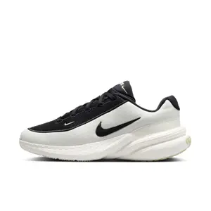 Trainers Nike Uplift SC image-1