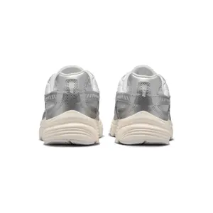 Women's running shoes Nike Initiator image-5