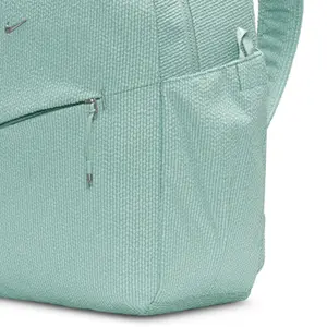 Mochila Nike Aura image-5