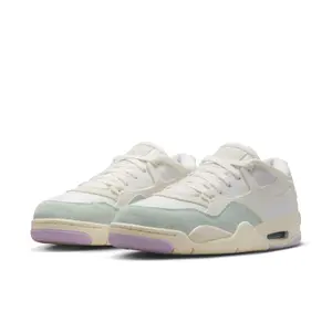 Baskets femme Nike Air Jordan 4 RM image-2
