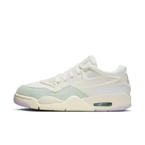 Baskets femme Nike Air Jordan 4 RM image-1