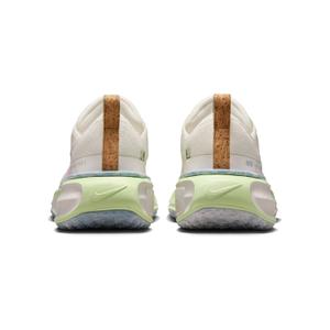 Chaussures de running femme Nike Invincible 3 image-1