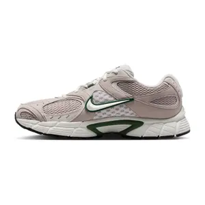 Zapatillas Nike V5 RNR image-4
