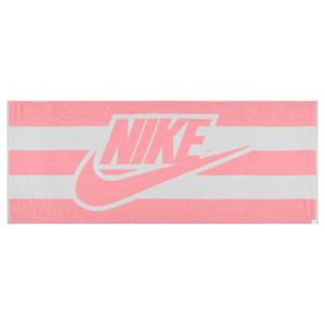 n1011123-654-serviette-nike-club-aoj-med-soft-pink-white-tu