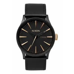 Reloj de cuero Nixon Sentry
