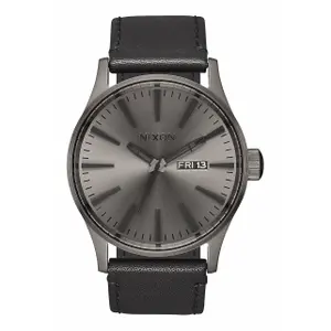 Leather watch Nixon Sentry image-0