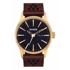 Leather watch Nixon Sentry image-0