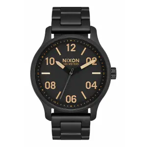 Watch Nixon Patrol image-0