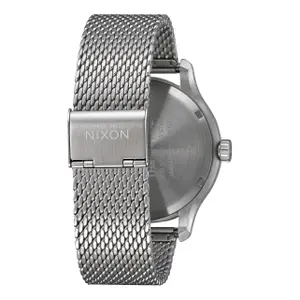 Watch Nixon Patrol image-1