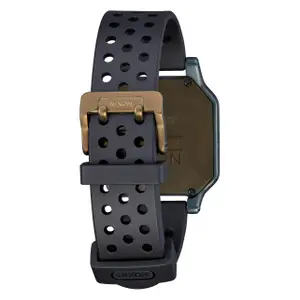 Se her Nixon Heat image-1