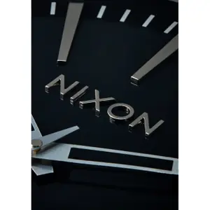 Wall clock Nixon Sentry image-3