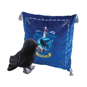 Cuscino con peluche Noble Collection Harry Potter House Mascot Ravenclaw image-0