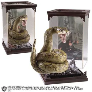 Soška Noble Collection Harry Potter Magical Creatures Nagini