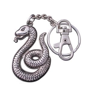 nob7722-schlusselanhanger-aus-metall-noble-collection-harry-potter-slytherin-silber-7-cm