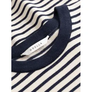 Women's T-shirt Noella Muna image-3