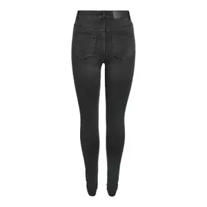 Vaqueros de mujer Noisy May NMCALLIE HW SKINNY JEANS VI481BL NOOS image-1