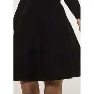Women's Short Knitted Skirt Norr Als image-3
