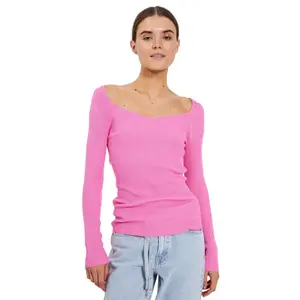Women's top Norr Sherry heart image-0