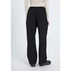Women’s casual trousers Norr Cano image-1