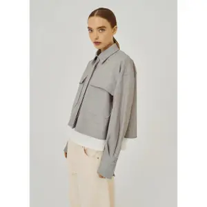 Women's cropped shirt Norr Cano image-2
