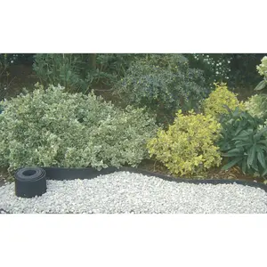 Panel de borde decorativo de césped en caucho reciclado Nortene Selfix Bordura image-1