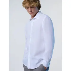 Camisa de lino de manga larga y cuello ancho North Sails image-3