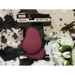 Protectores de los cascos de los caballos Norton image-0
