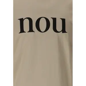 T-shirt Nou Sadil Graphic image-2