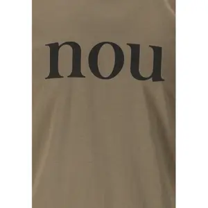 T-shirt Nou Sadil Graphic image-2