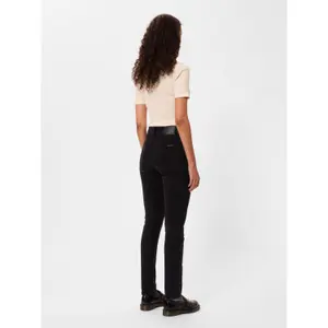 Women's jeans Nudie Jeans Mellow Mae image-3