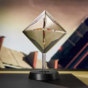 Statuette in pvc Numskull Destin Ghost Shell Tyrant image-0