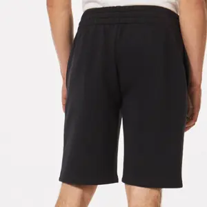 Short Oakley Relax image-2