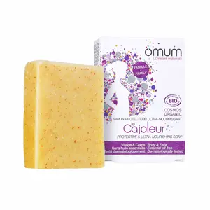 Le cajoleur ultra-nourishing protective soap Omum image-0