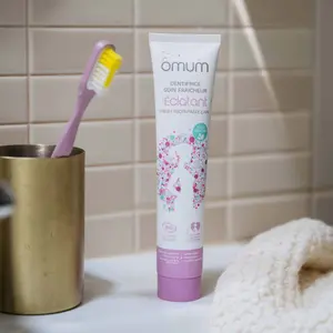 new l'eclatant freshness care toothpaste Omum image-1