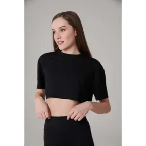 Γυναικείο cropped T-shirt Onamaste image-1