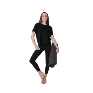 T-shirt femme Onamaste image-0