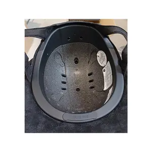 Capacete de equitação em ouro rosa mate OneK image-1