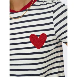 Γυναικείο T-shirt Only Heart image-6