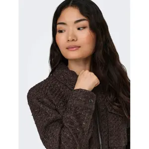 Chaqueta Only Shona image-4