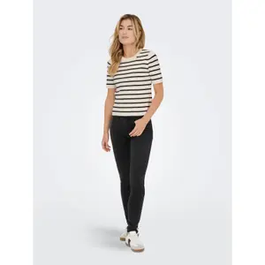 T-Shirt Only Fie image-2