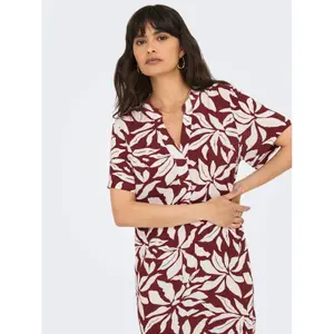 Short dress with V-neck for women Only Susi Life image-4
